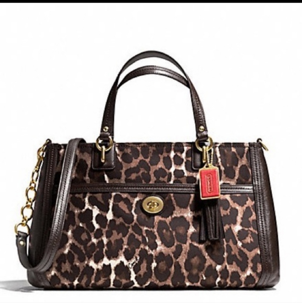 Nwt leopard Coach purse